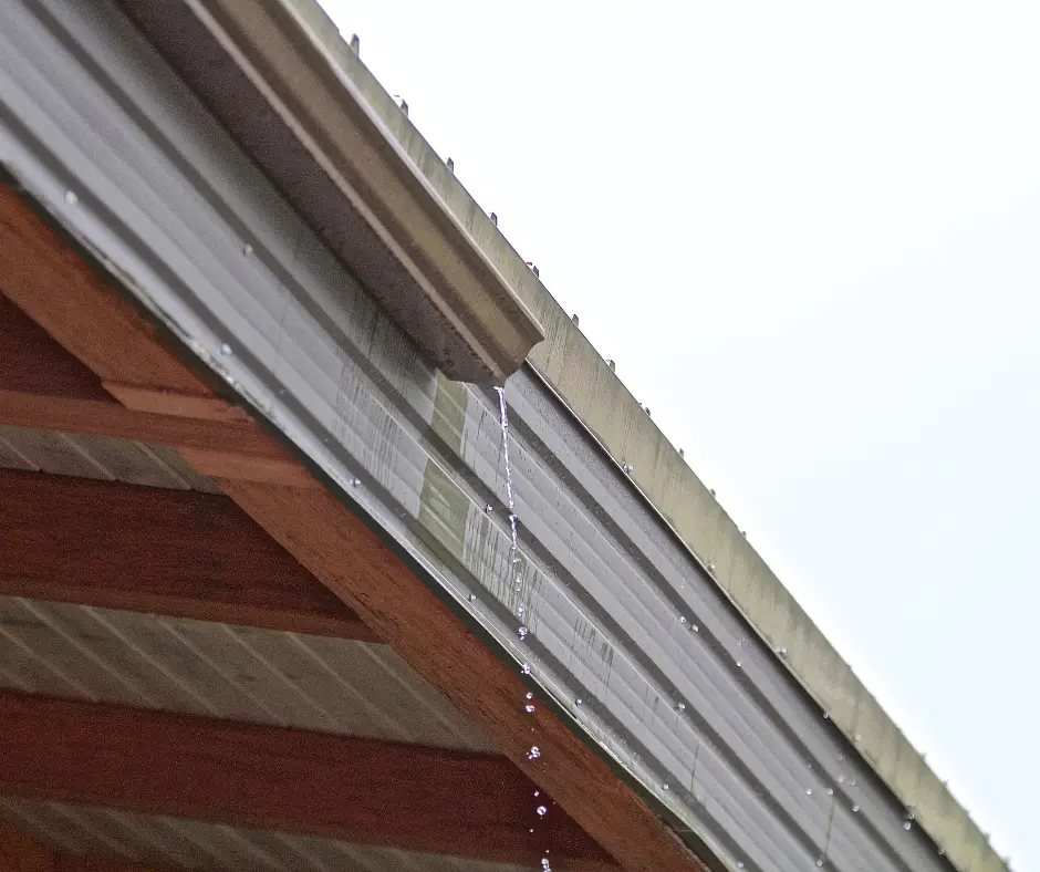 water coming off the eavestrough