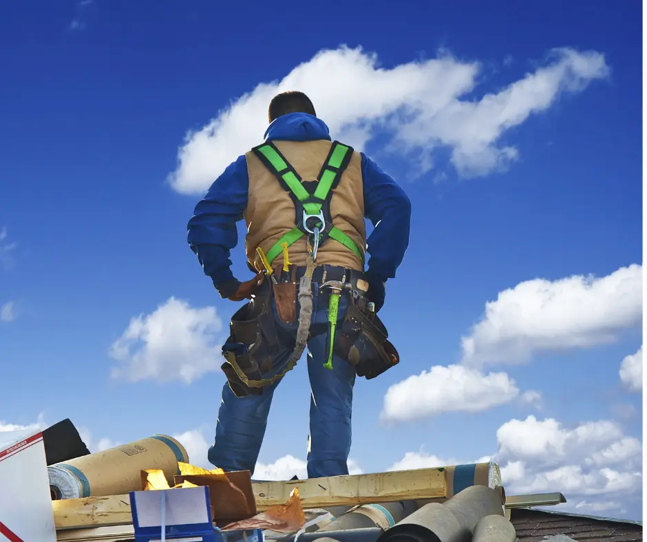 A winnipeg roofing expert providing quality residential roofing services