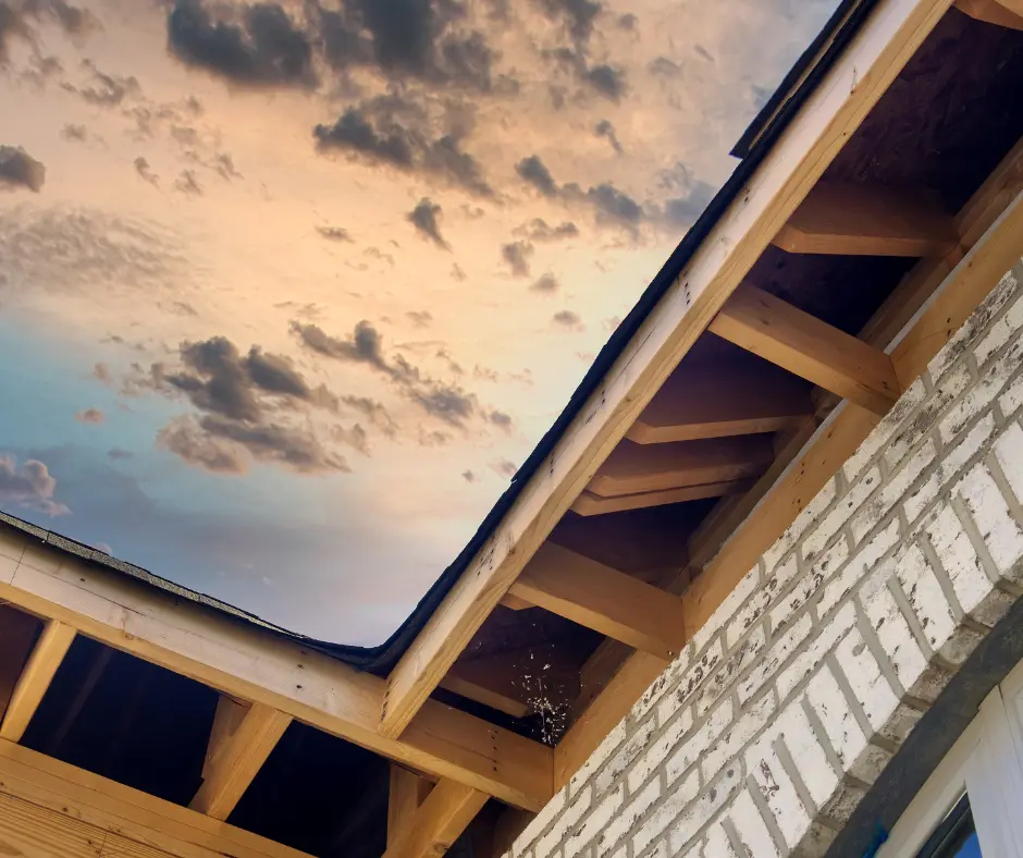 a worm's eye view of fascia in a roof